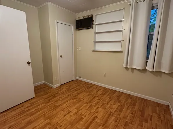 14 Palisade Terrace image 7 of 16