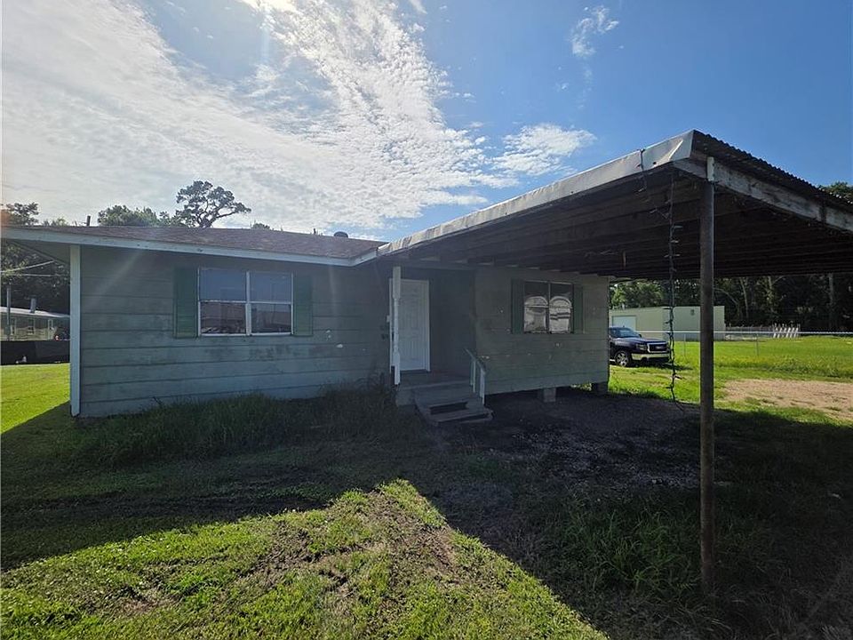 1st image of 42523 Pumpkin Center Rd