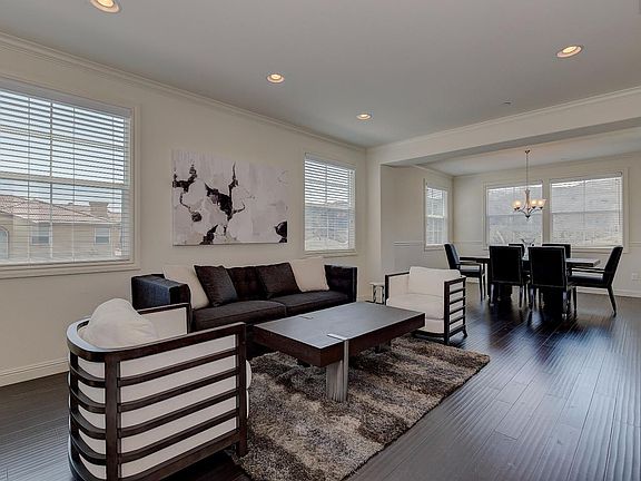 4th image of 155 Elderberry Ln
