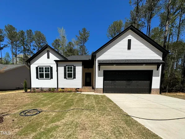 143 Ottawa Dr, Louisburg, NC 27549