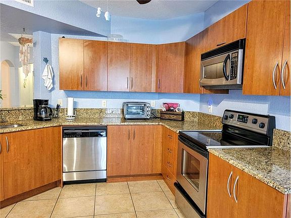 3rd image of 148 SW Peacock Blvd APT 25-101