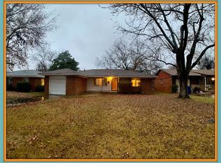 720 W 20th St, Ada, OK 74820