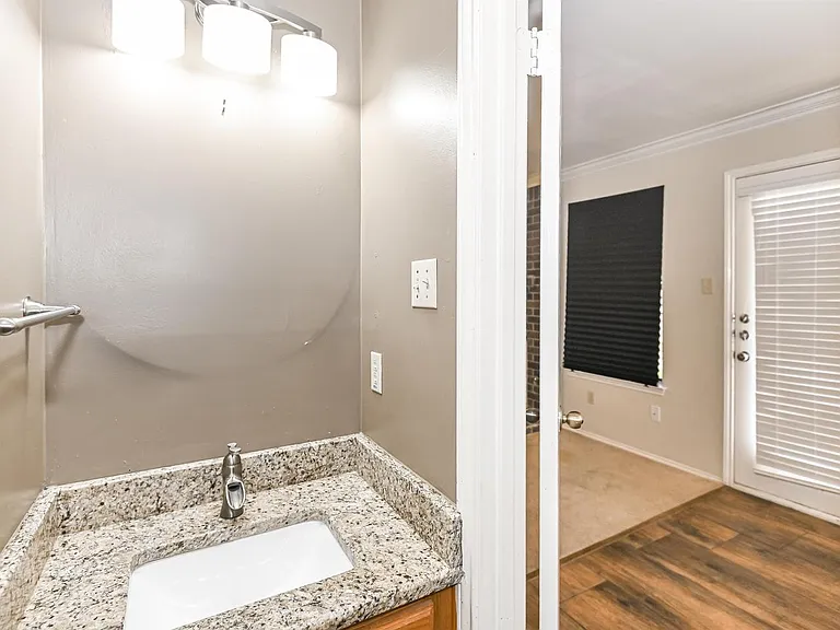 8503 Columbia Falls Dr — Photo 17