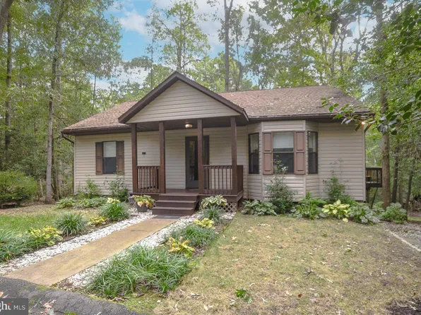 23320 Holly Hill Ln, California, MD 20619