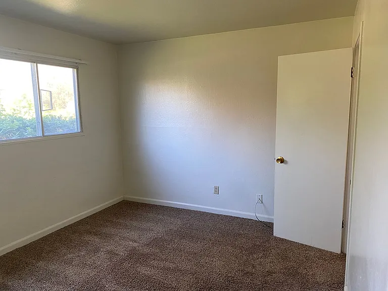 1824 Haussler Dr — Photo 8