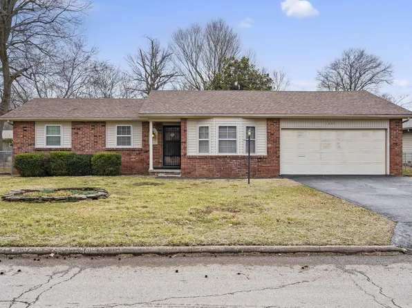 1320 E Edgewood Street, Springfield, MO 65804