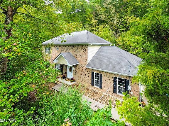 2nd image of 154 Glassboro Dr