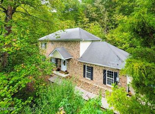 154 Glassboro Dr, Oak Ridge, TN 37830