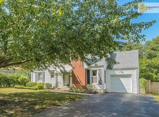 6409 Sni A Bar Rd, Kansas City, MO 64129