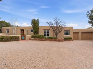 104 Calle Poco, Santa Fe, NM 87501