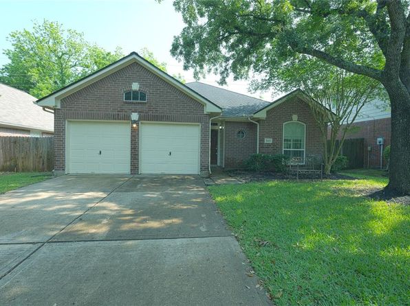 310 Darby Trails Dr