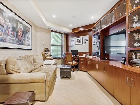 2nd image of 403 E Boardwalk APT 403