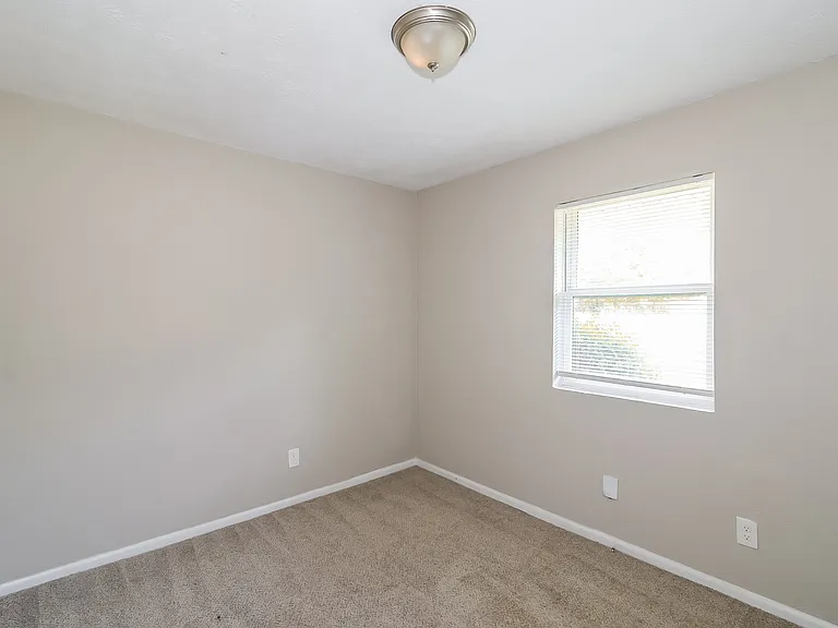 106 Belk Rd — Photo 14