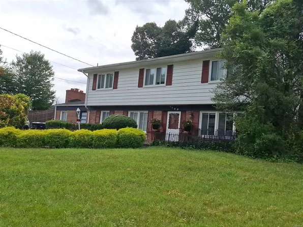 7509 Grange Hall Dr, Fort Washington, MD 20744