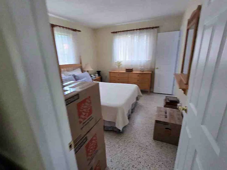 11221 SW 7th Ter — Photo 8