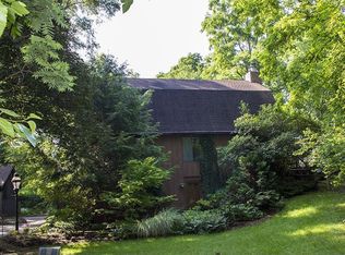 1820 Carter Rd, Rochester Hills, MI 48306