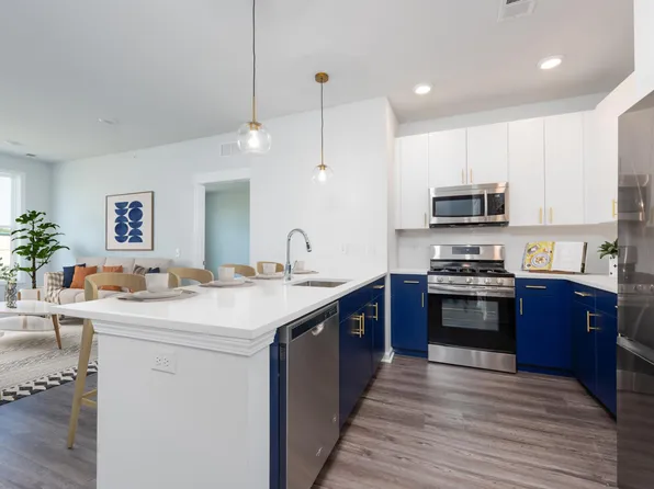 15 W Lincoln Ave #303, Atlantic Highlands, NJ 07716