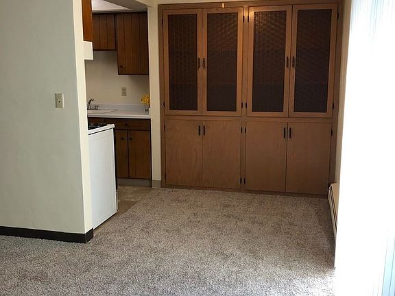 4th image of 2580 N Oakland Ave APT 104