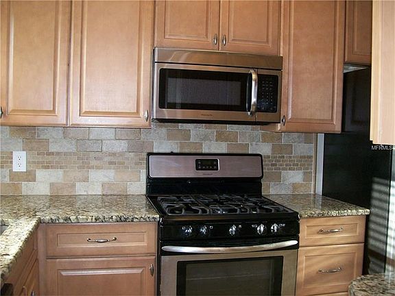 5th image of 5530 80th St N Unit D107