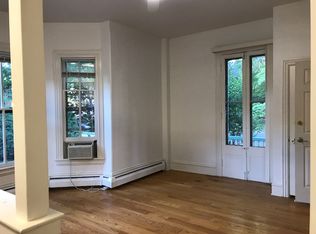 24 S Chancellor St APT 1N, Newtown, PA 18940