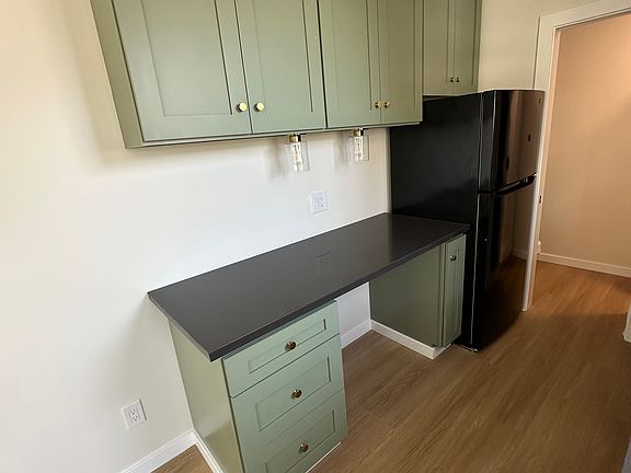 3rd image of 2661 109th St