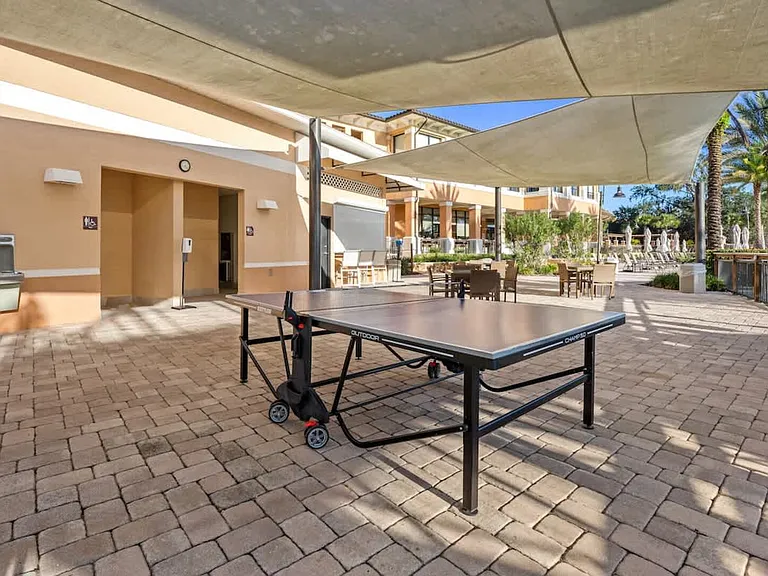 Corvette Ln — Photo 44