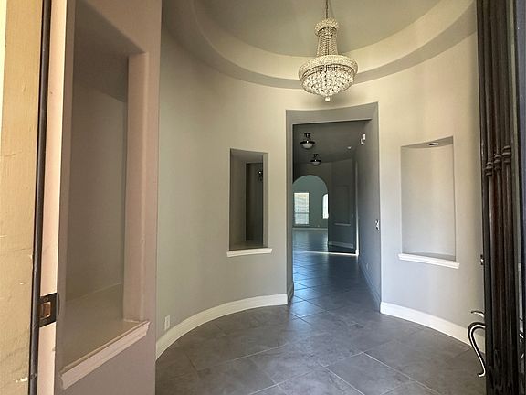 3rd image of 501 Virginia Ln