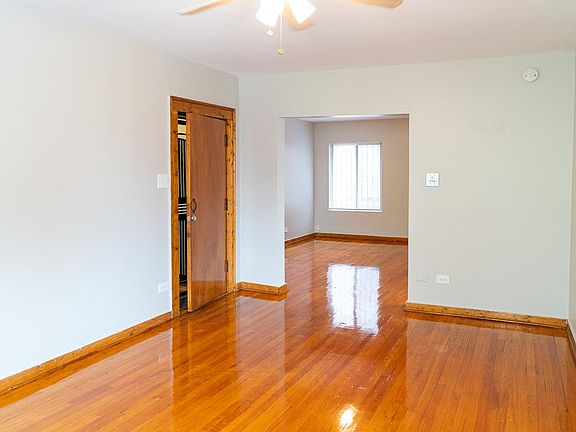 5th image of 6155 S Sacramento Ave