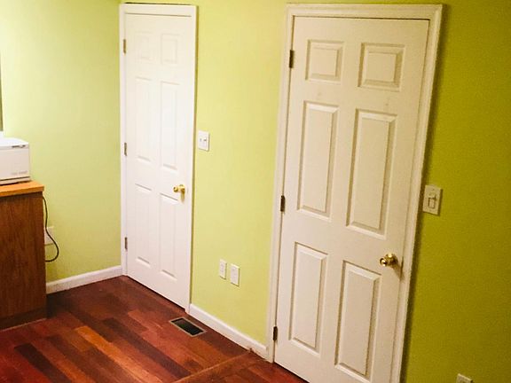 5th image of 119 N 11th St Floor 1