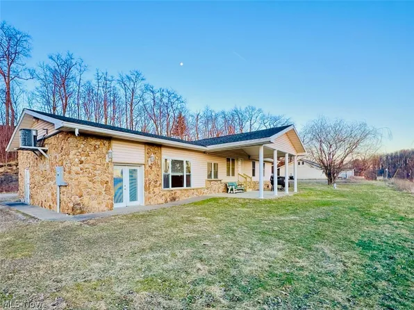 1284 River Rd, Morgantown, WV 26501