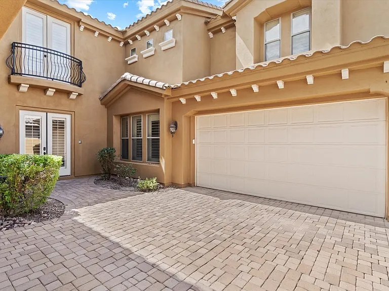 4053 E Thunderheart Ct — Photo 11