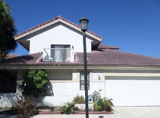 921 SW 87th Ter, Fort Lauderdale, FL 33324