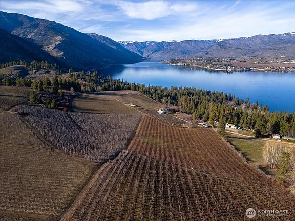 3rd image of 990 Upper Ridge Road