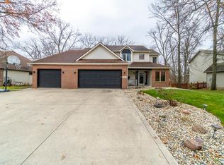 10908 Smokey Ridge Pl, Fort Wayne, IN 46818