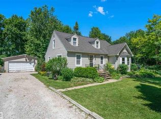 37861 Hazel St, Harrison Township, MI 48045