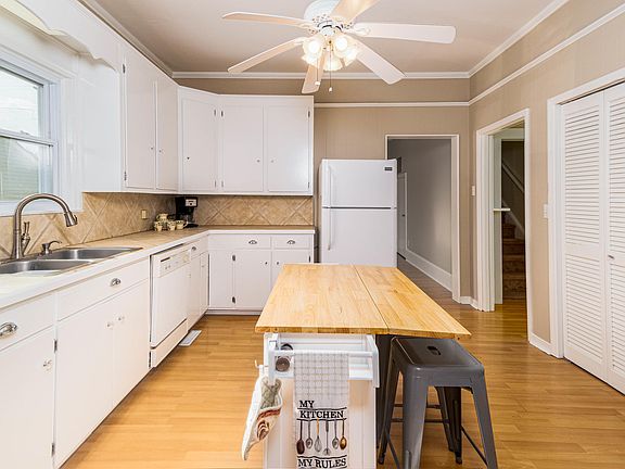3rd image of 1511 Ann Street #A