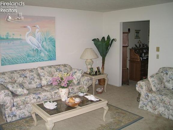 3rd image of 1717 Celek Dr