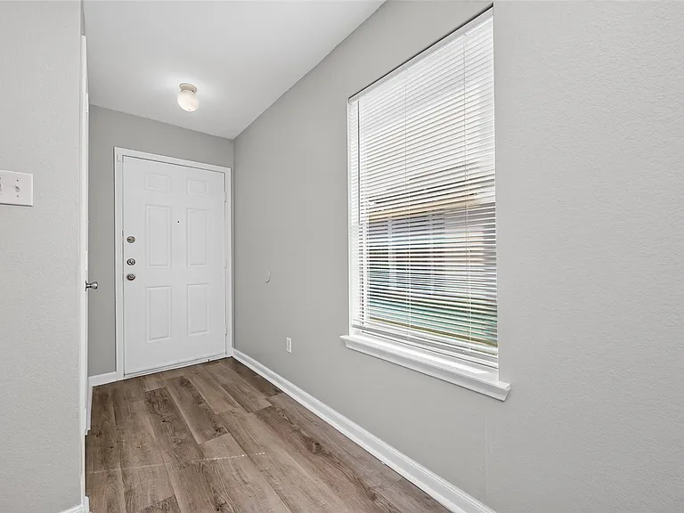 22851 Twisting Pine Dr — Photo 6