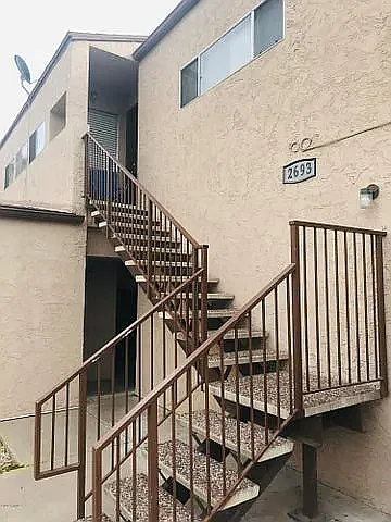 2 bed, 780 sqft, $1,800 — Photo 2