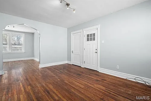 4710 Delor St #2W Photo 1