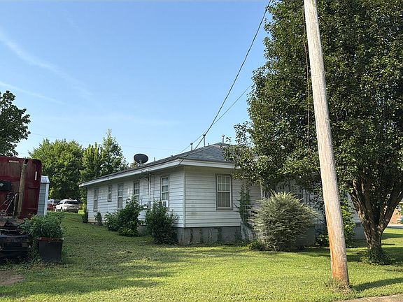 3rd image of 8067 Claypool Rd