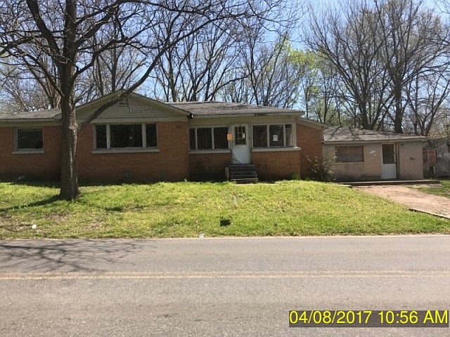 1st image of 800 Lewis Ave
