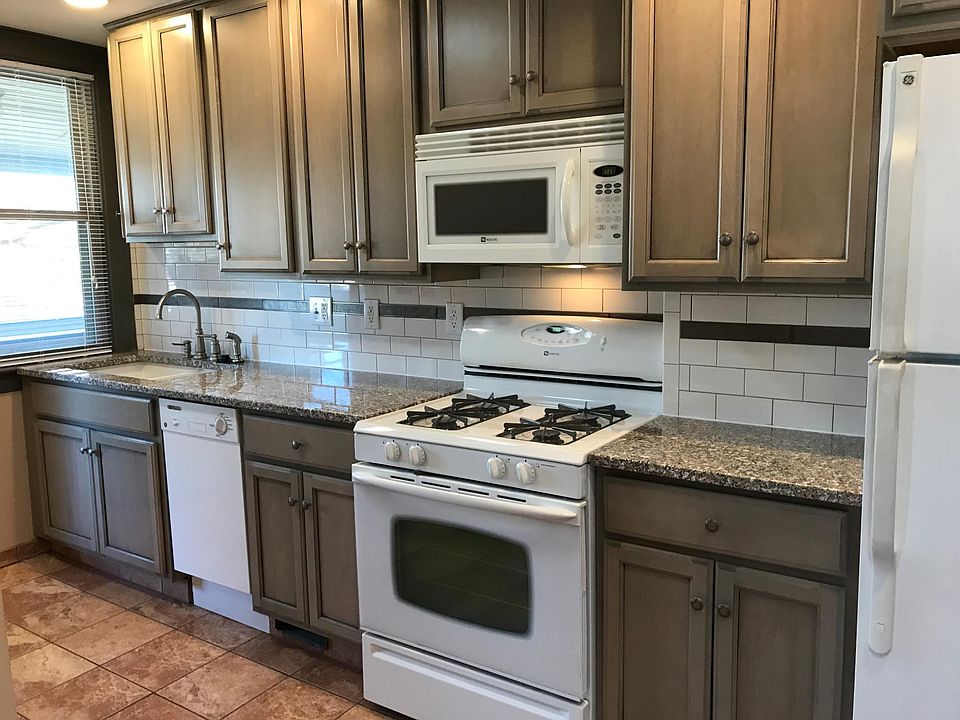1st image of 1150 1/2 Northwest Blvd