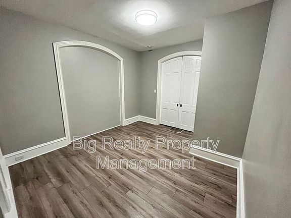 5th image of 13 2nd Ave APT A