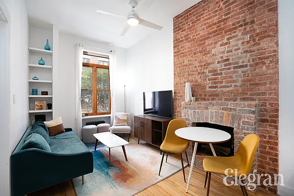 Rented by (Legacy) Elegran | media 12