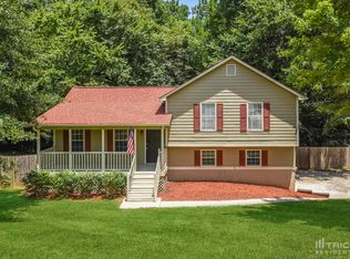 384 Thornbrooke Dr, Hiram, GA 30141
