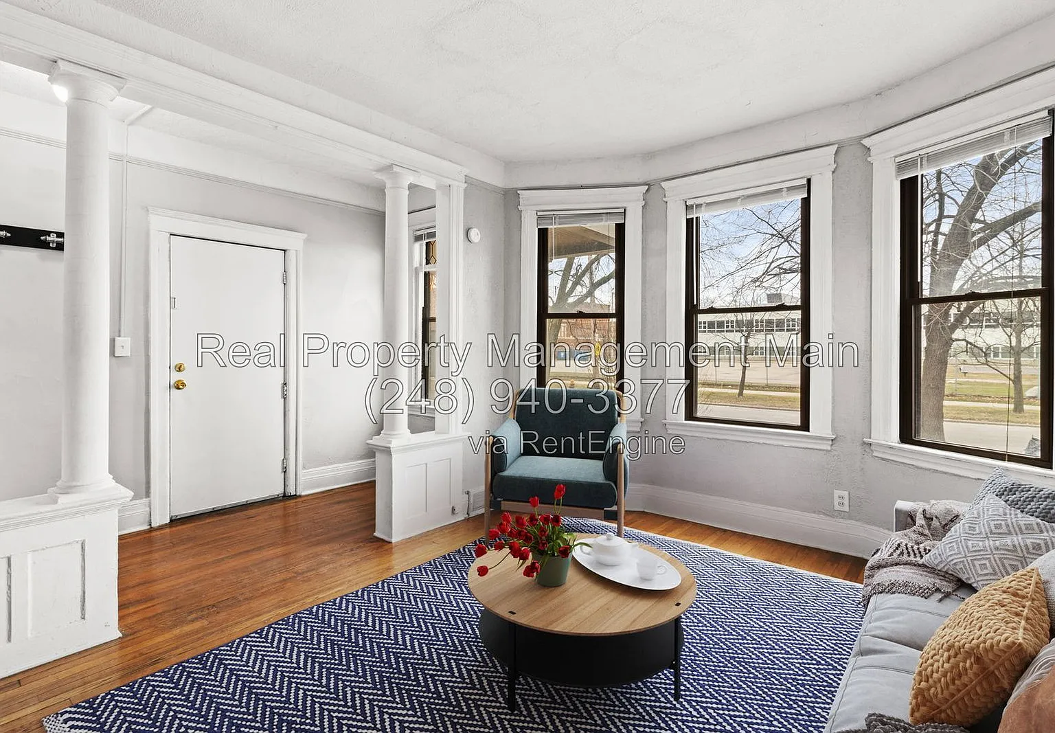 3 bed, 1.0 bath, 1100 sqft, $1,400 — Photo 1