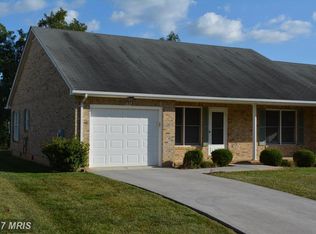 604 Cresthaven Ct, Front Royal, VA 22630