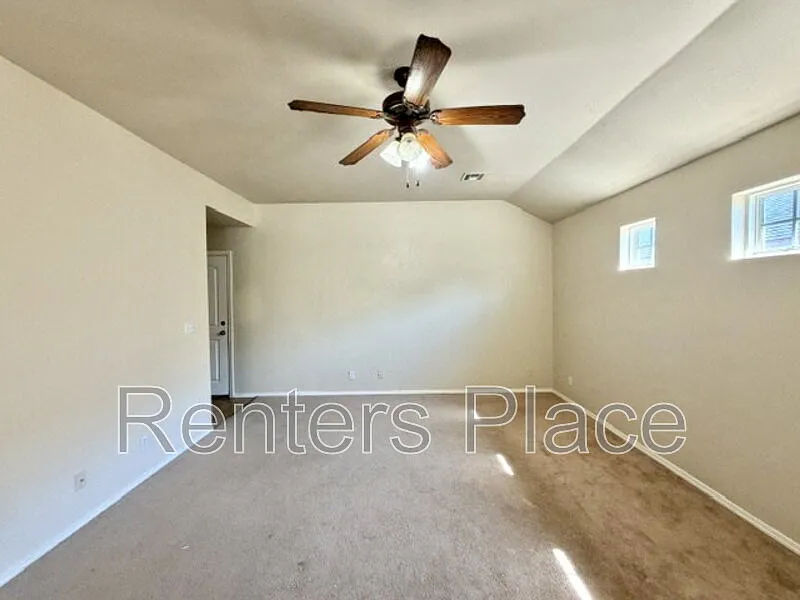 3 bed, 2.0 bath, 1259 sqft, $1,650 — Photo 3