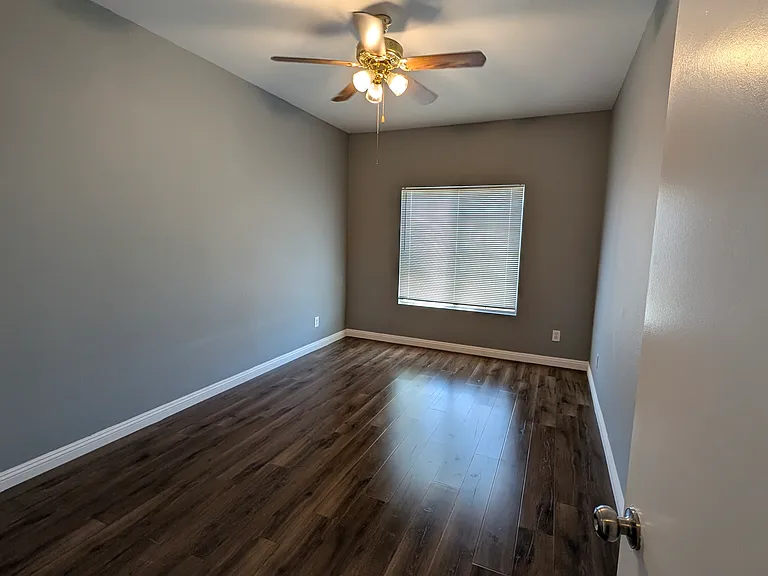 43592 Yukon Ct — Photo 9